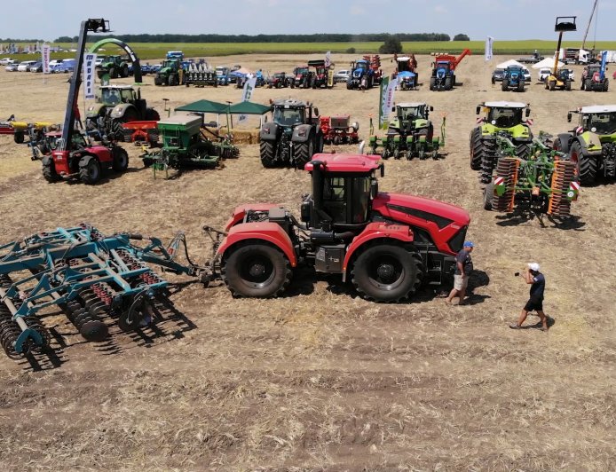 Тракторът "Кировец" дава свобода на българския фермер да постига много високи резултати на относително ниска цена