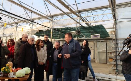 Министър Вътев: „Сдружаването ще направи земеделците по-конкурентни“